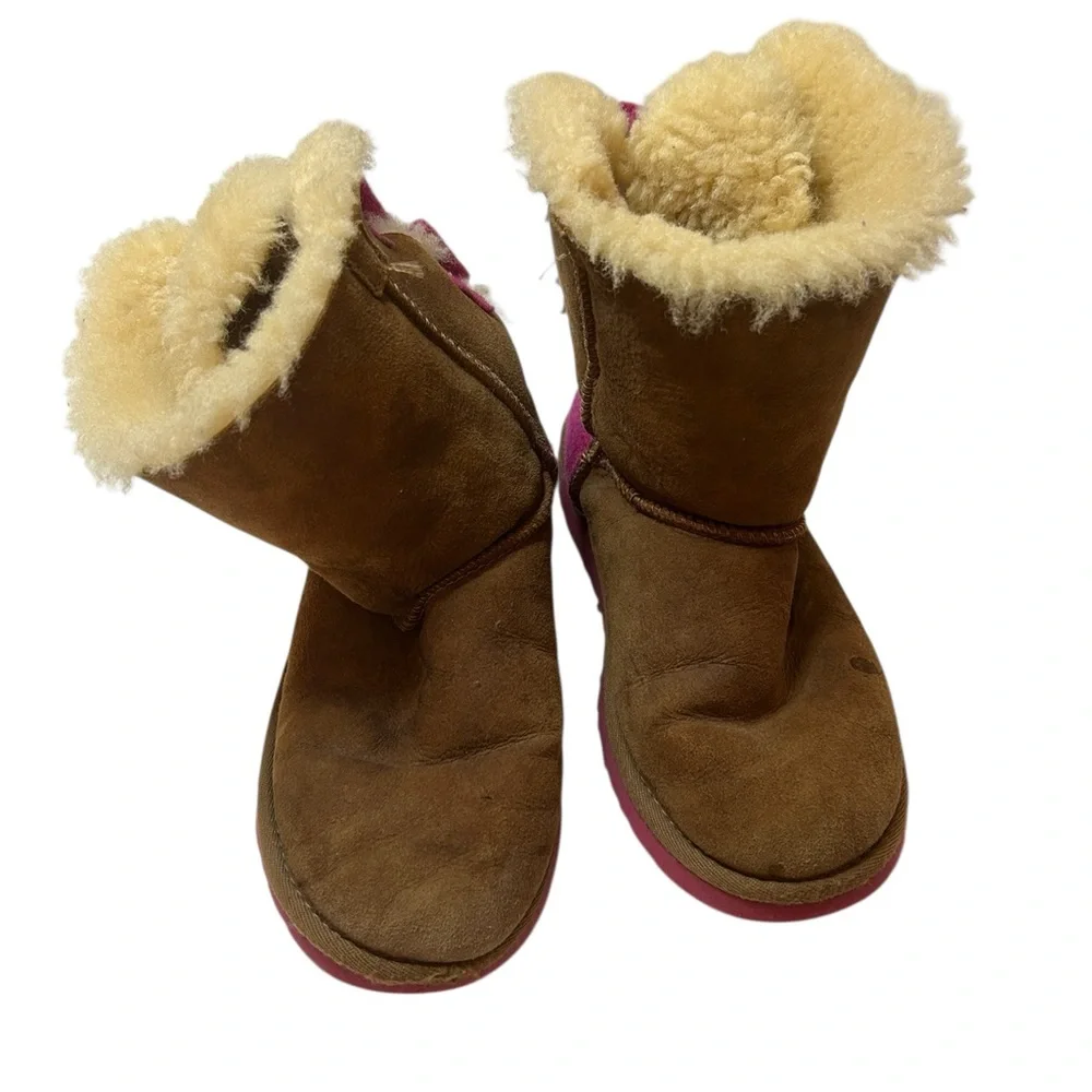 Coquette Ribbon Y2K Style UGG K Bailey Bow Cozy Sheepskin Boots w/ magenta bows